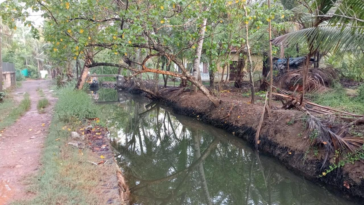 Prakruthi Residency Munroeisland Διαμέρισμα Mundrothuruth Εξωτερικό φωτογραφία