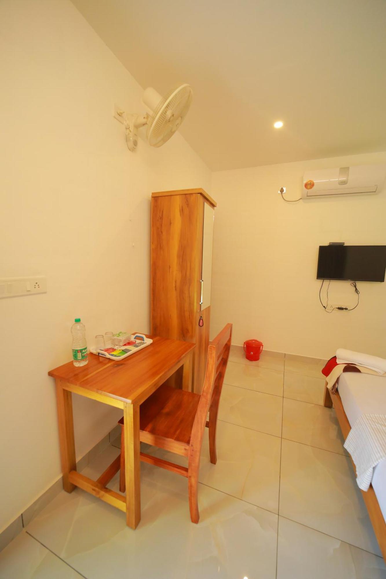Prakruthi Residency Munroeisland Διαμέρισμα Mundrothuruth Εξωτερικό φωτογραφία