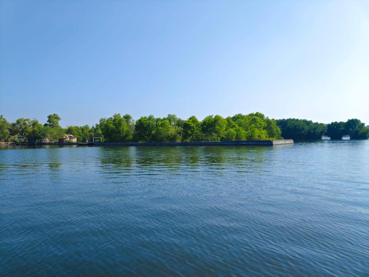 Prakruthi Residency Munroeisland Διαμέρισμα Mundrothuruth Εξωτερικό φωτογραφία